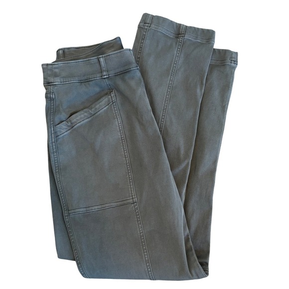 Spanx Size Medium Stretch Twill Pant Straight Leg Gray Casual Stretch Slimming - Picture 1 of 10